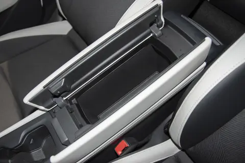 全新速腾L:10.49万起!新增IQ.Pilot增强驾驶辅助,内外焕新